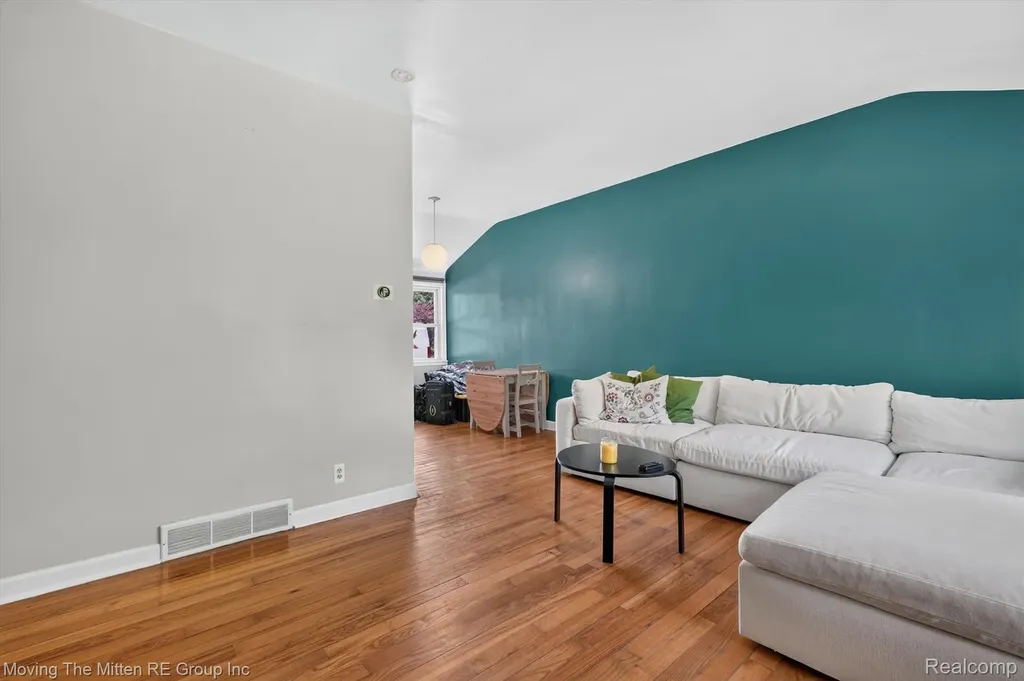 2655 Whitewood Street Ann Arbor City MI 48104