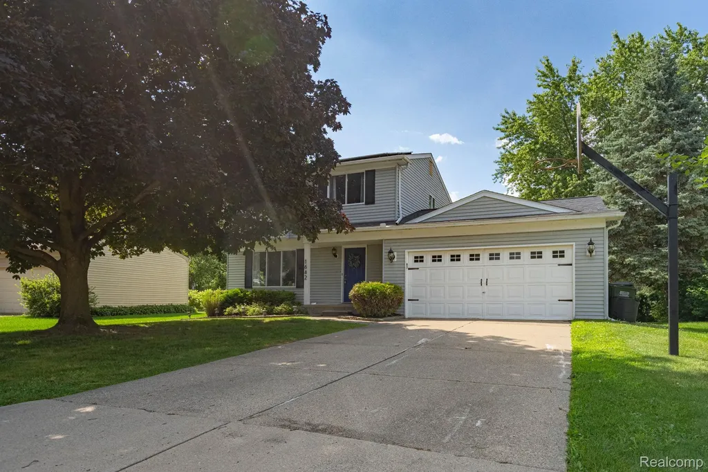 1642 Dancer Drive Rochester Hills City MI 48307