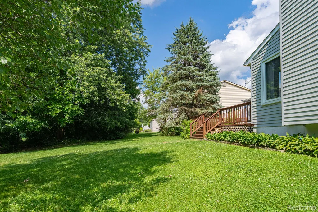 1642 Dancer Drive Rochester Hills City MI 48307