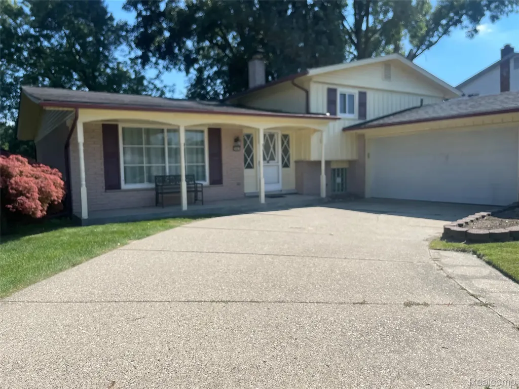 20961 Concord Street Southfield City MI 48076