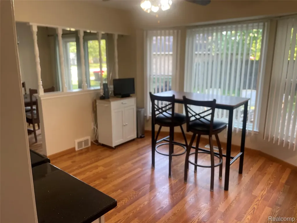 20961 Concord Street Southfield City MI 48076