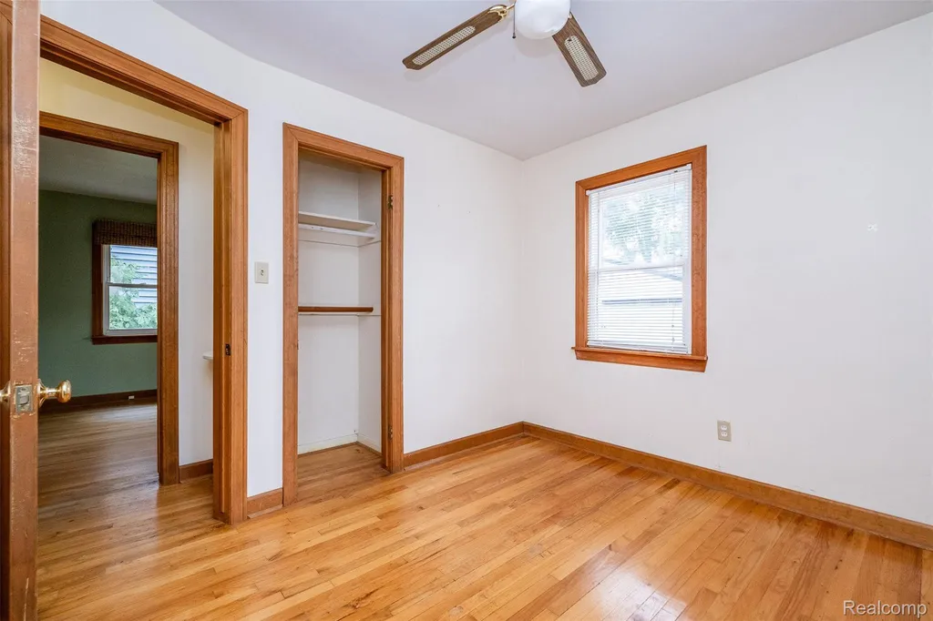 807 Vermont Avenue Royal Oak City MI 48067