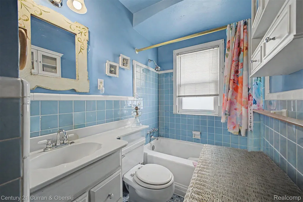 15979 Norborne Redford Charter Township MI 48239