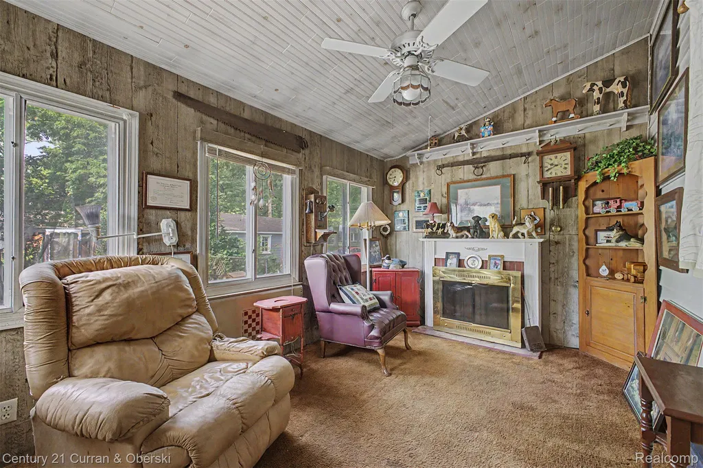 15979 Norborne Redford Charter Township MI 48239