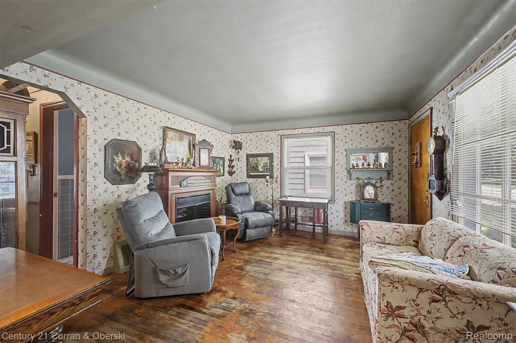 15979 Norborne Redford Charter Township MI 48239