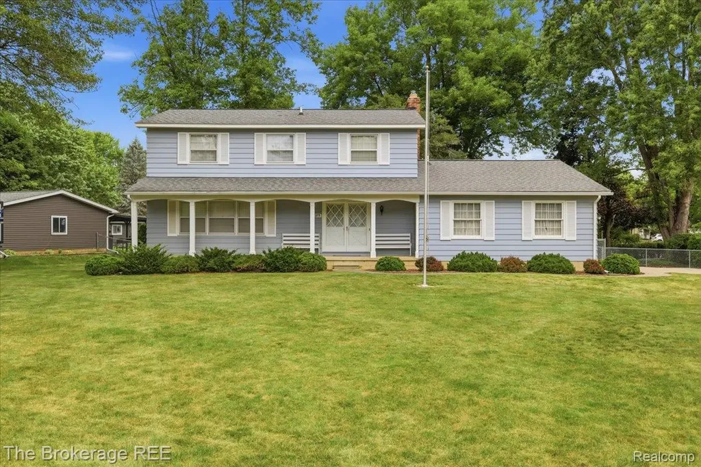 4375 Esta Drive Genesee Charter Township MI 48506