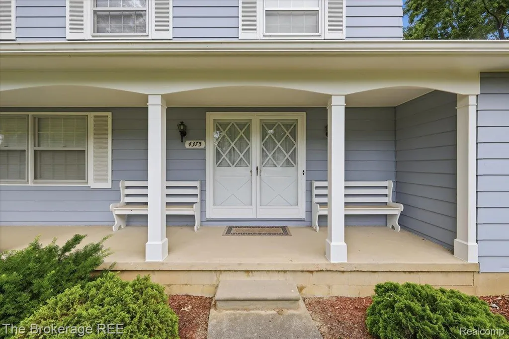 4375 Esta Drive Genesee Charter Township MI 48506
