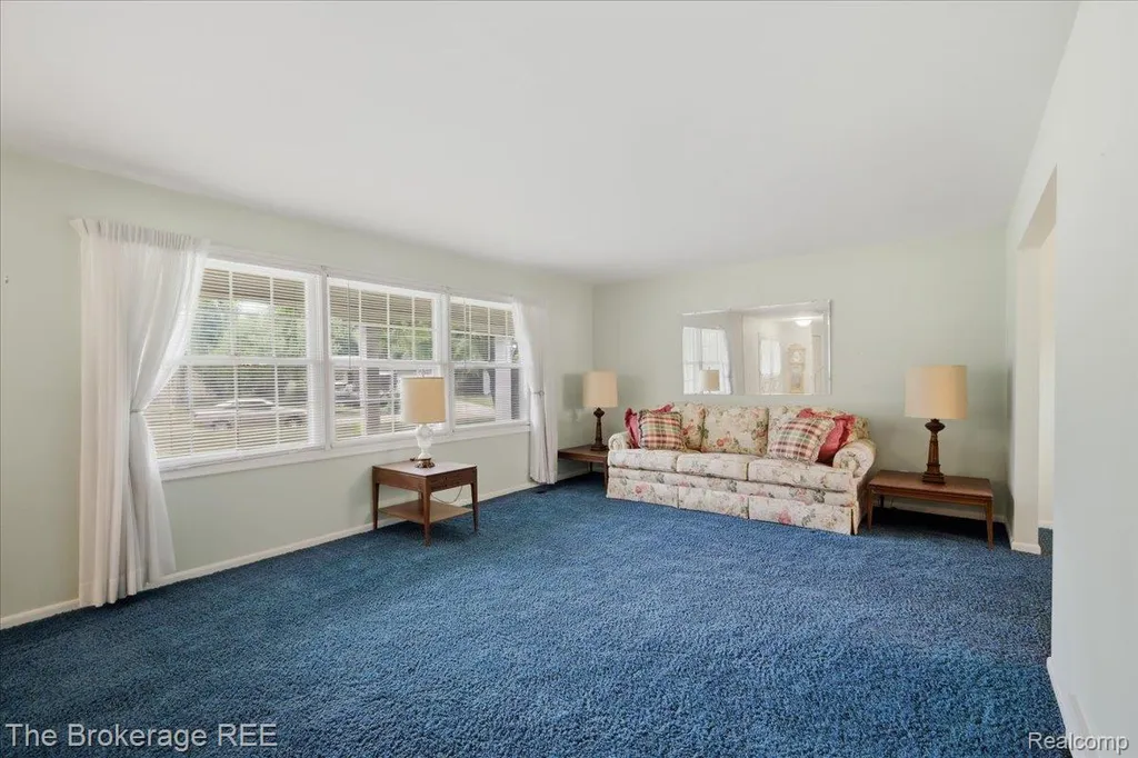 4375 Esta Drive Genesee Charter Township MI 48506