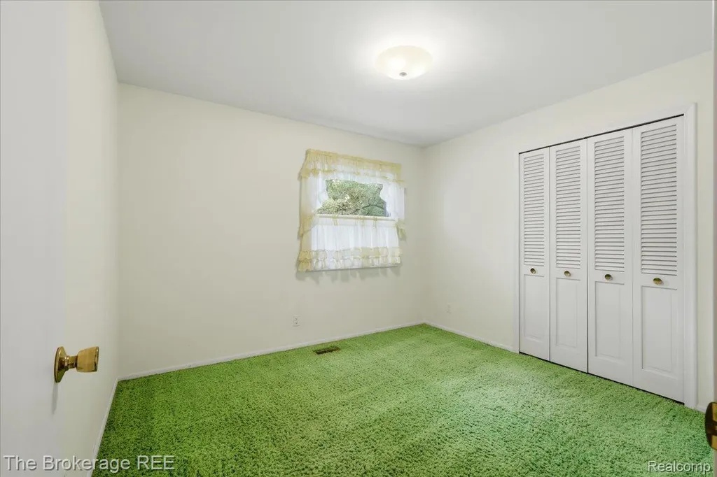 4375 Esta Drive Genesee Charter Township MI 48506