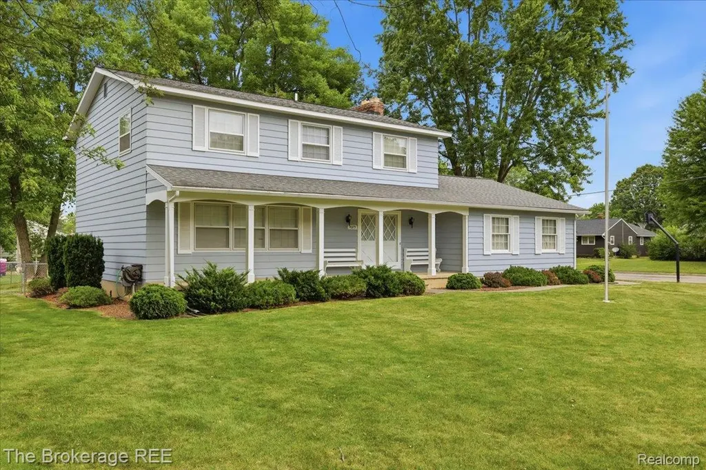 4375 Esta Drive Genesee Charter Township MI 48506