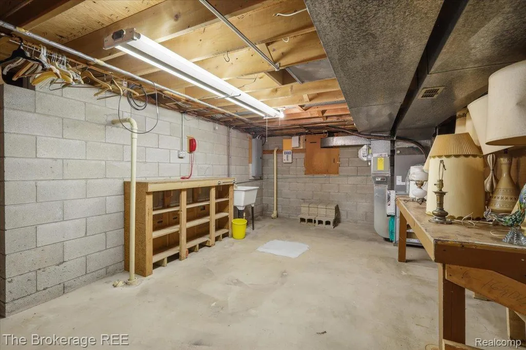 4375 Esta Drive Genesee Charter Township MI 48506