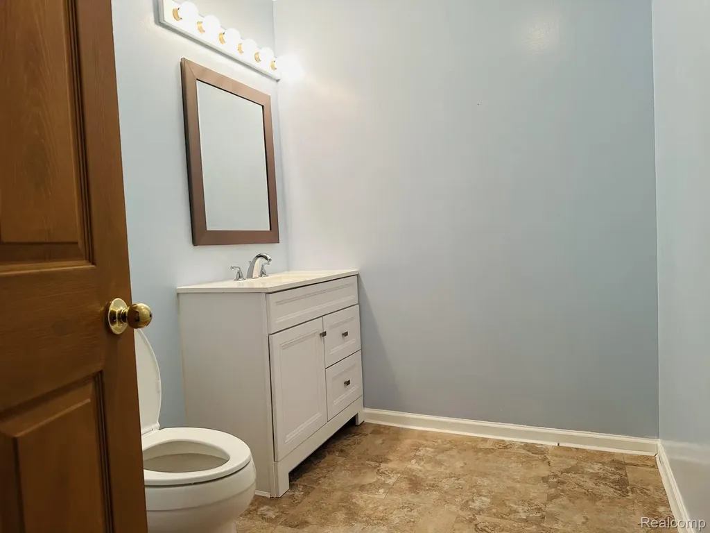 2303 Blue Heron Court Fenton City MI 48430