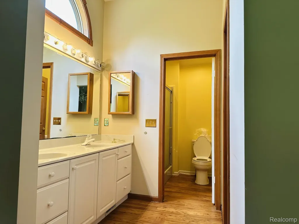 2303 Blue Heron Court Fenton City MI 48430
