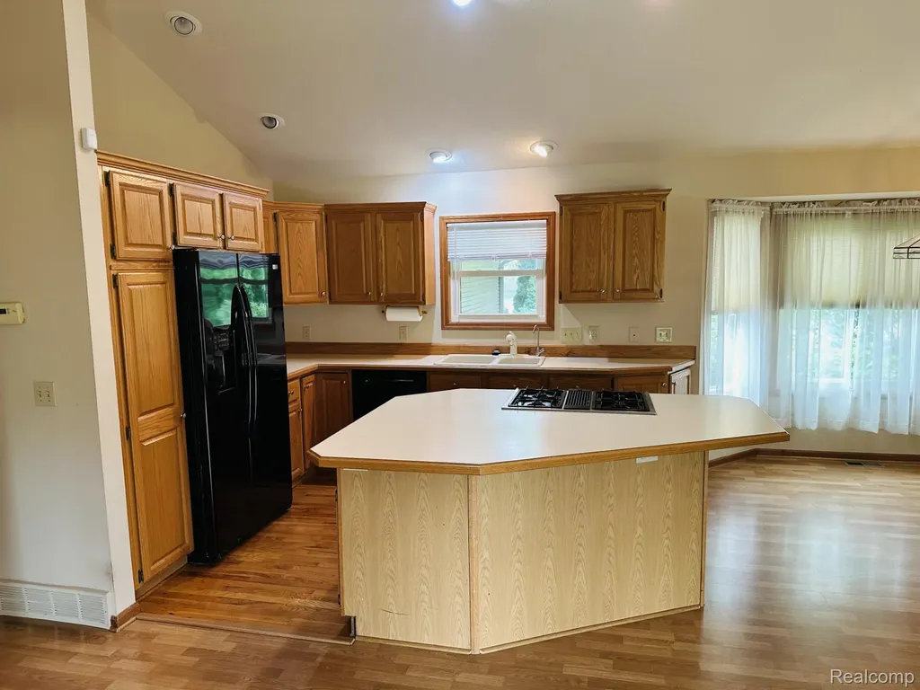 2303 Blue Heron Court Fenton City MI 48430