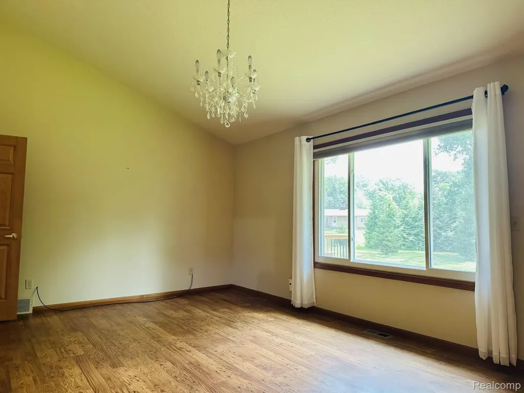 2303 Blue Heron Court Fenton City MI 48430