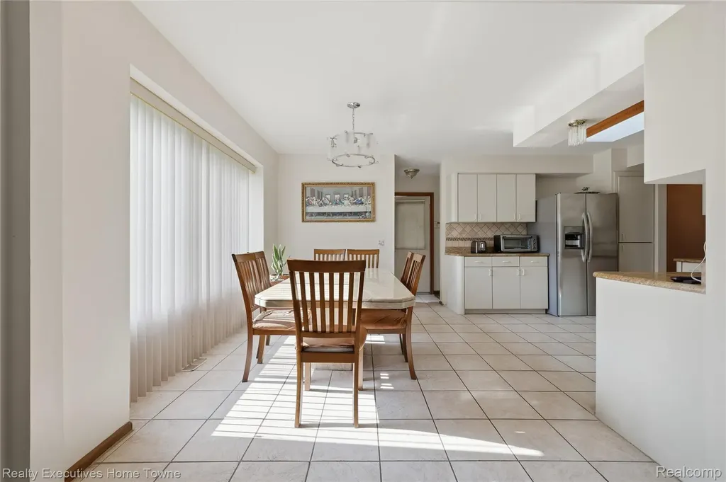 5281 Shruboak Drive Sterling Heights City MI 48310