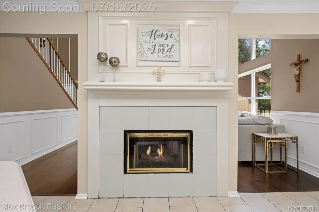 2322 Sandlewood Drive White Lake Charter Township MI 48383