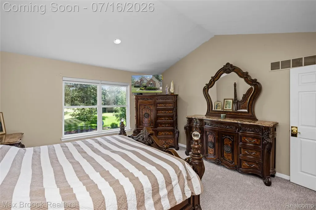 2322 Sandlewood Drive White Lake Charter Township MI 48383