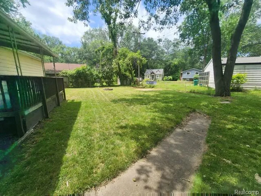 3302 Newton Road Commerce Charter Township MI 48382