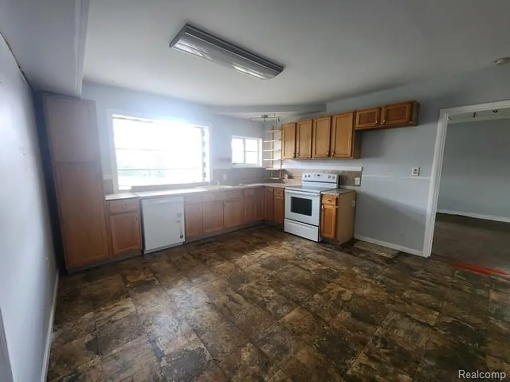 3302 Newton Road Commerce Charter Township MI 48382