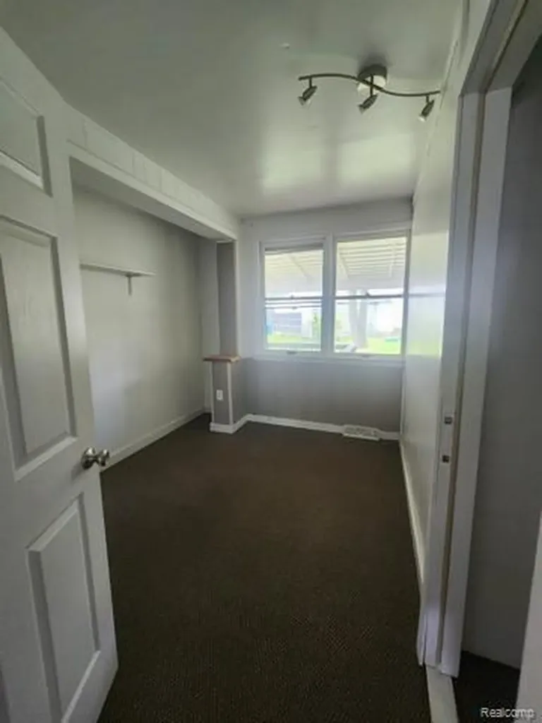 3302 Newton Road Commerce Charter Township MI 48382