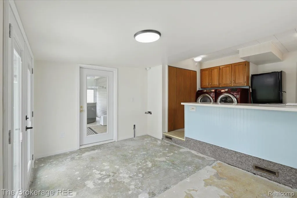 315 E Hill Street Davison City MI 48423