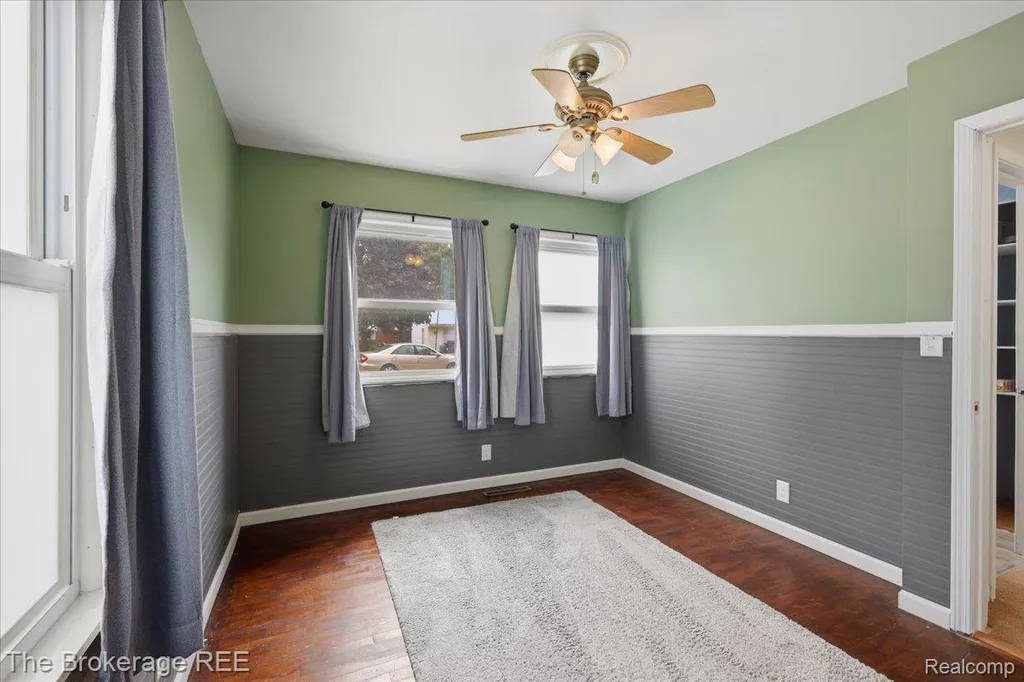 315 E Hill Street Davison City MI 48423