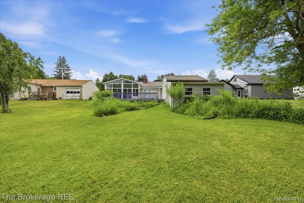 315 E Hill Street Davison City MI 48423
