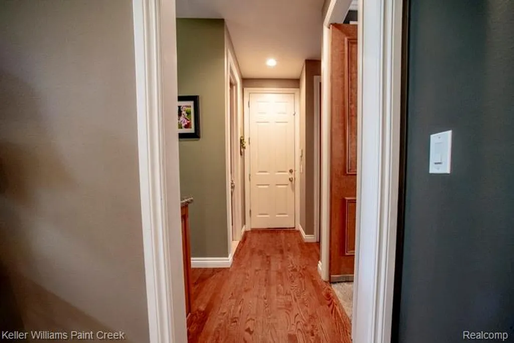 4853 Goodison Place Drive Oakland Charter Township MI 48306