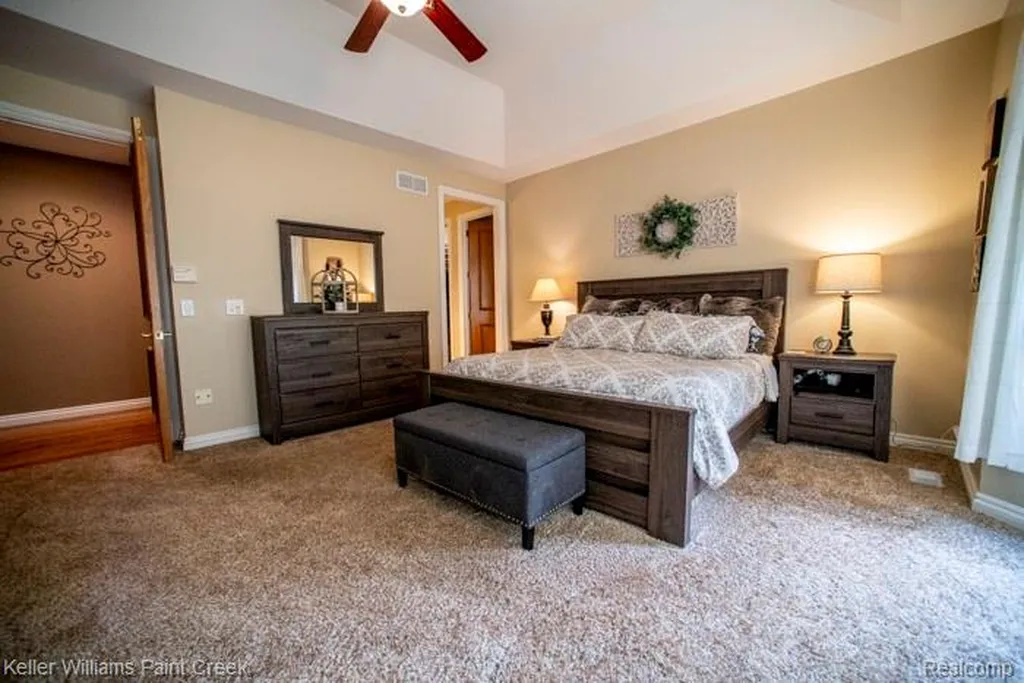 4853 Goodison Place Drive Oakland Charter Township MI 48306
