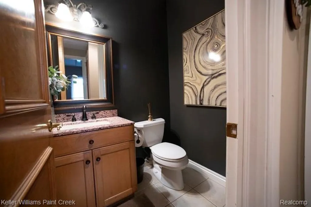 4853 Goodison Place Drive Oakland Charter Township MI 48306