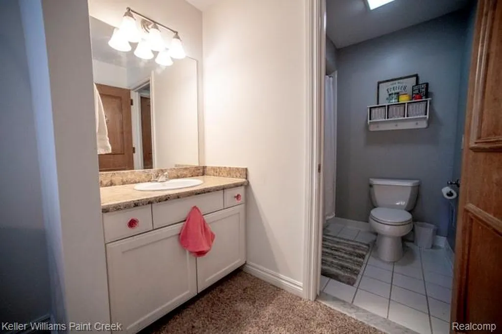 4853 Goodison Place Drive Oakland Charter Township MI 48306