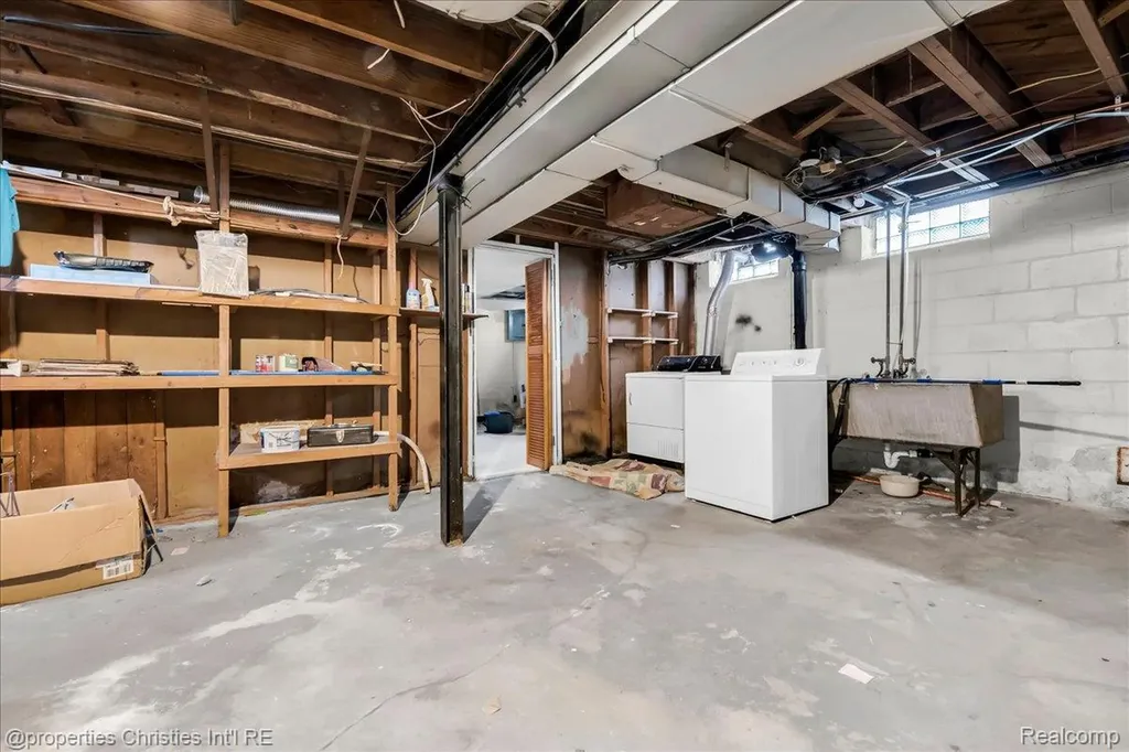 19322 Pierson Street Detroit City MI 48219