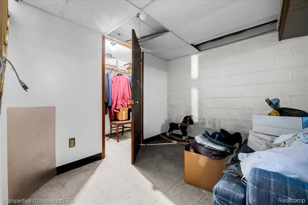 19322 Pierson Street Detroit City MI 48219