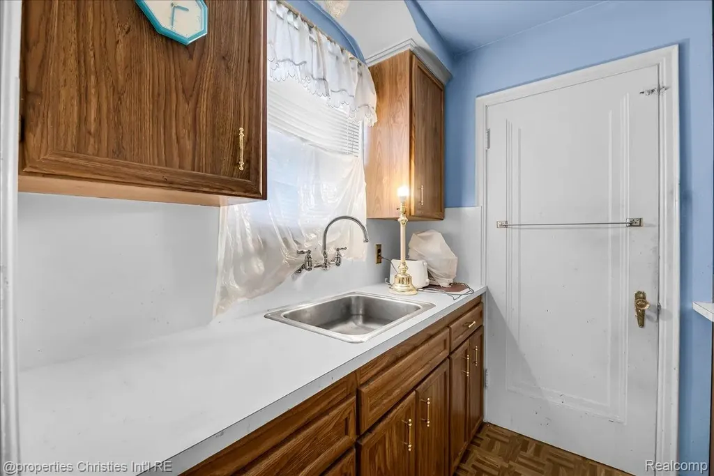 19322 Pierson Street Detroit City MI 48219