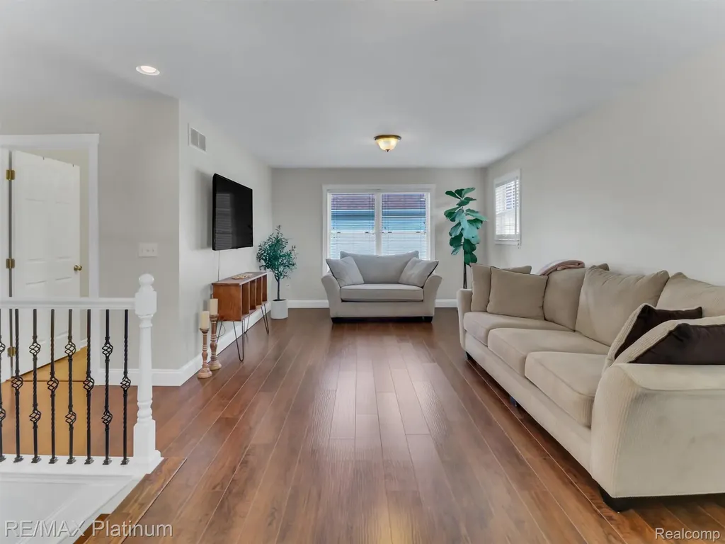 42202 Milton Drive Van Buren Charter Township MI 48111