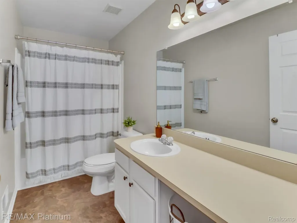 42202 Milton Drive Van Buren Charter Township MI 48111