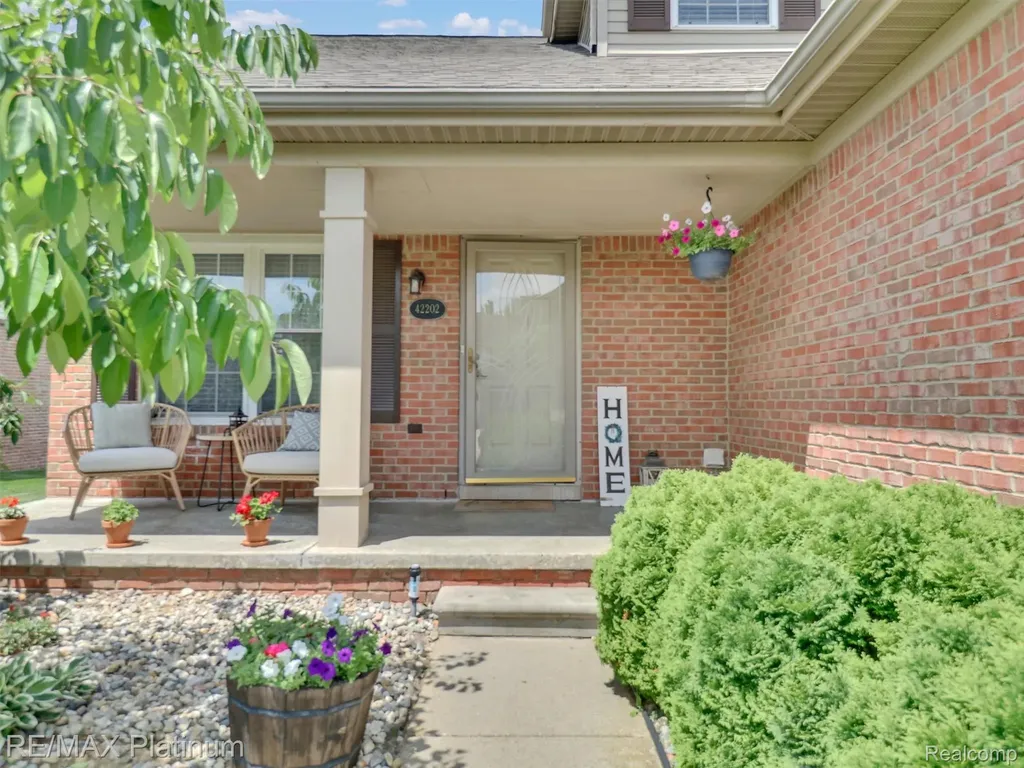 42202 Milton Drive Van Buren Charter Township MI 48111