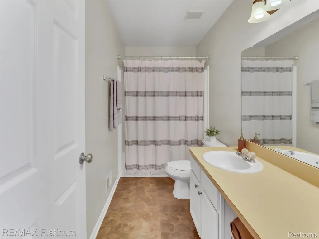 42202 Milton Drive Van Buren Charter Township MI 48111