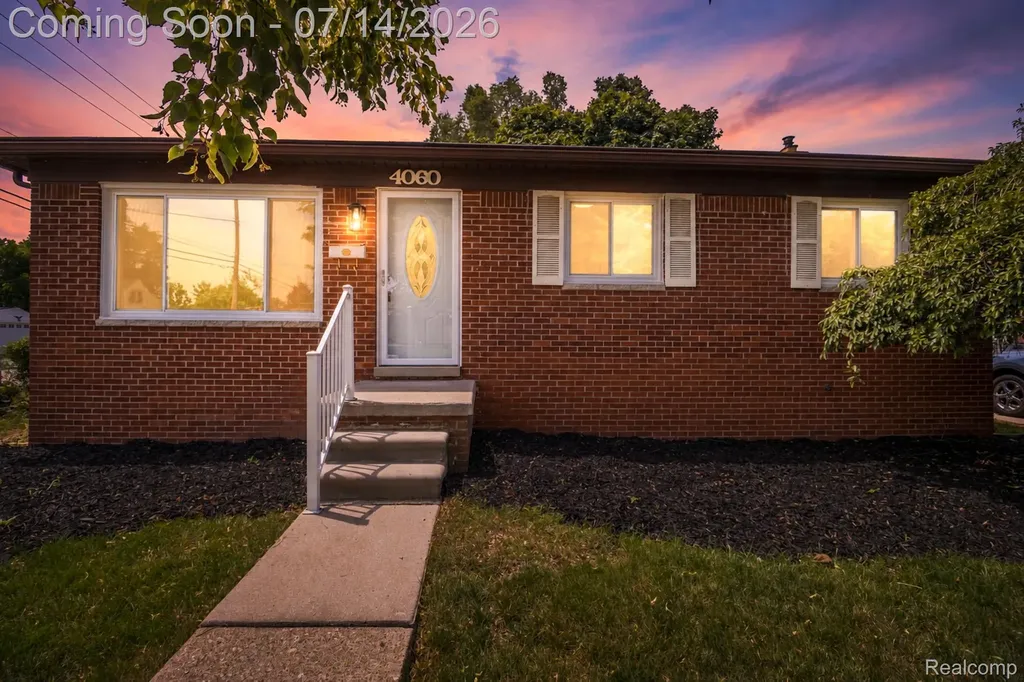 4060 Winifred Street Wayne City MI 48184