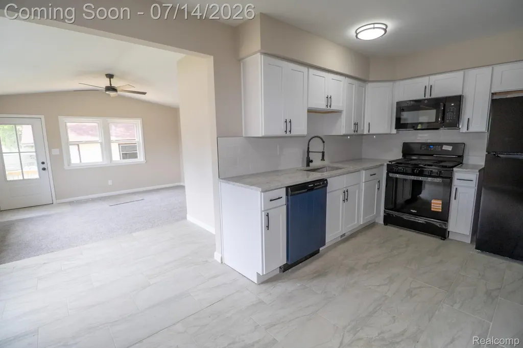 4060 Winifred Street Wayne City MI 48184