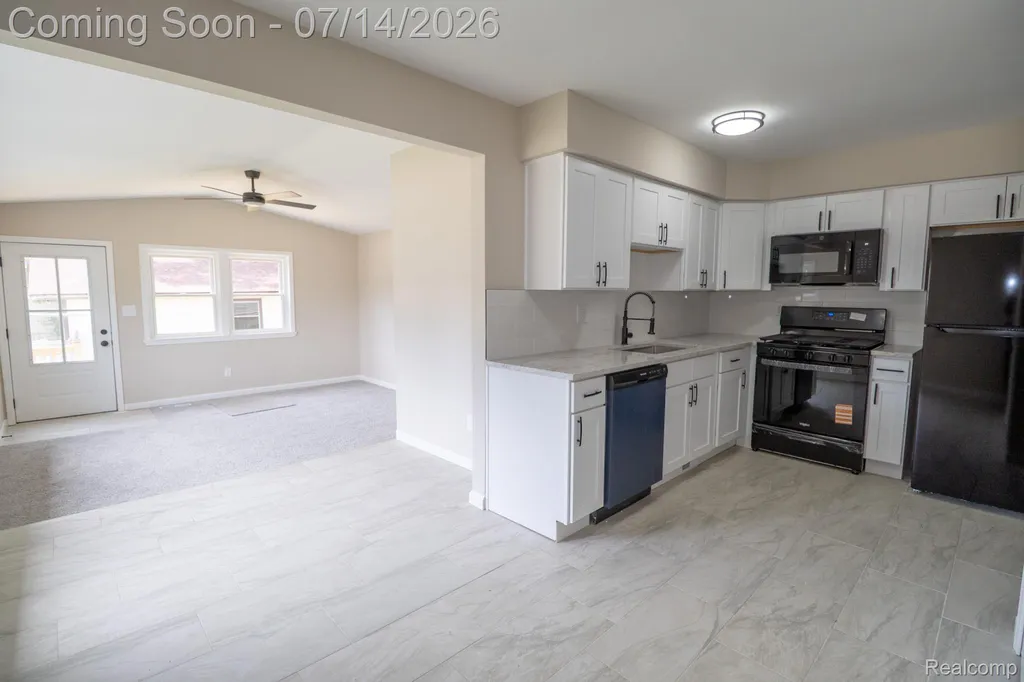 4060 Winifred Street Wayne City MI 48184