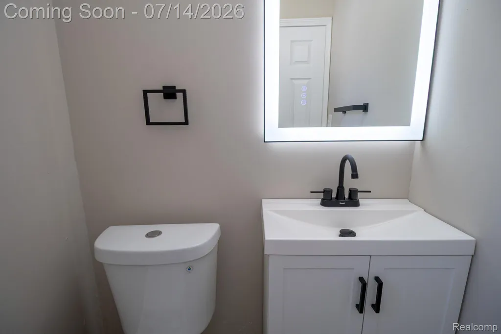 4060 Winifred Street Wayne City MI 48184