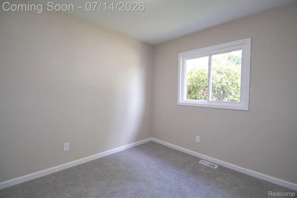 4060 Winifred Street Wayne City MI 48184