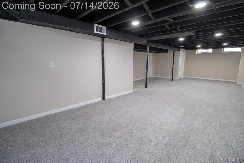 4060 Winifred Street Wayne City MI 48184