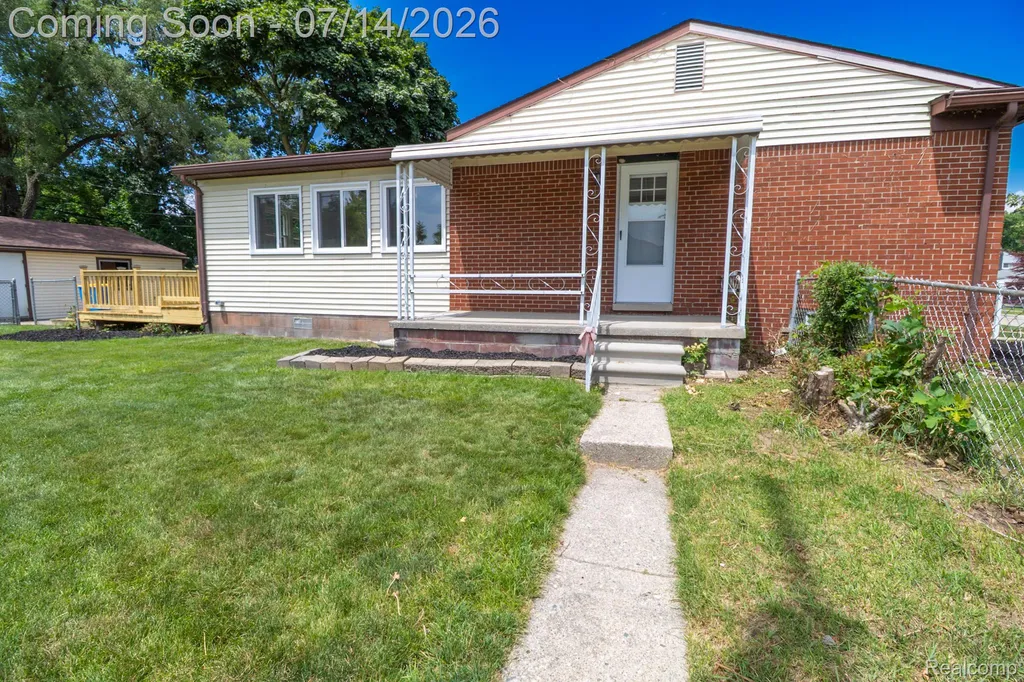 4060 Winifred Street Wayne City MI 48184