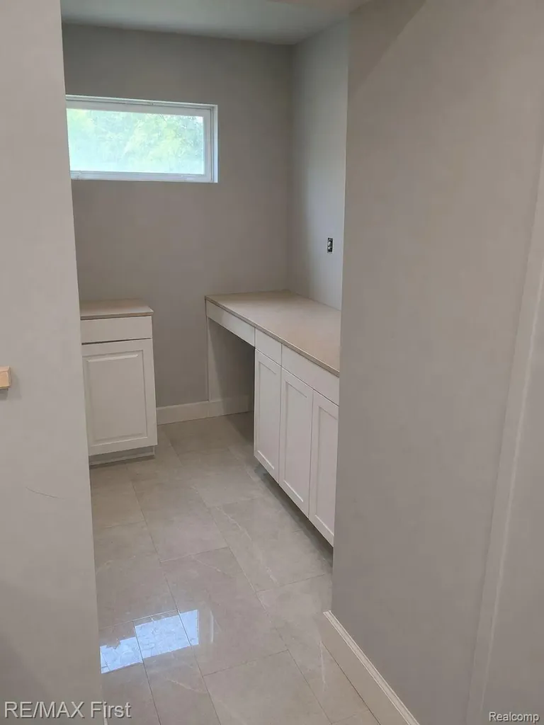 14684 Mapleridge Street Detroit City MI 48205