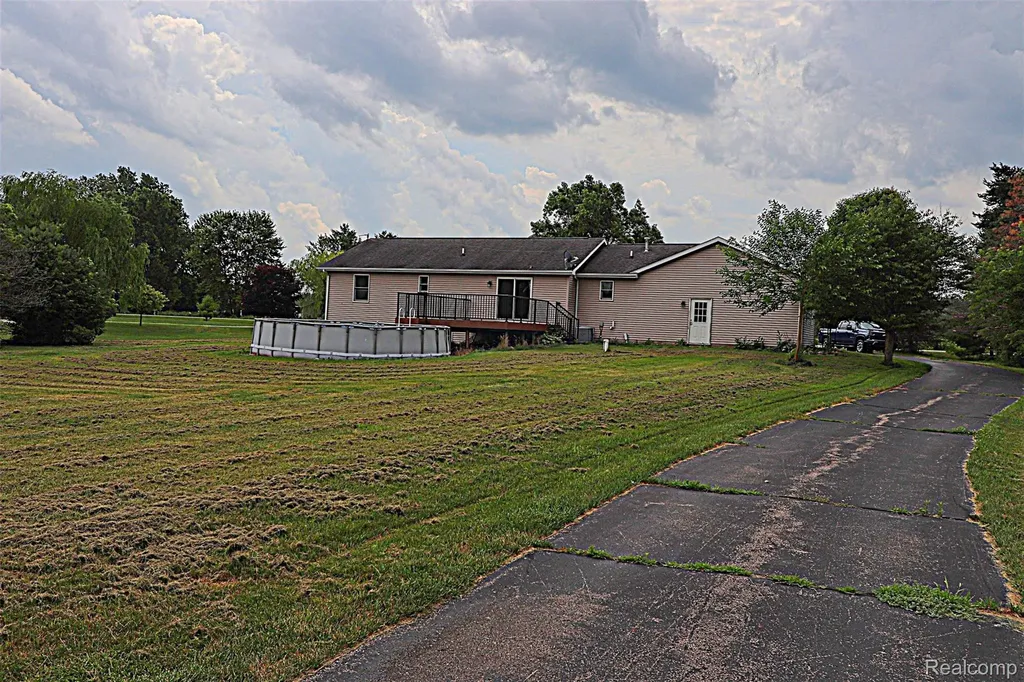3075 Peppermill Road Attica Township MI 48412