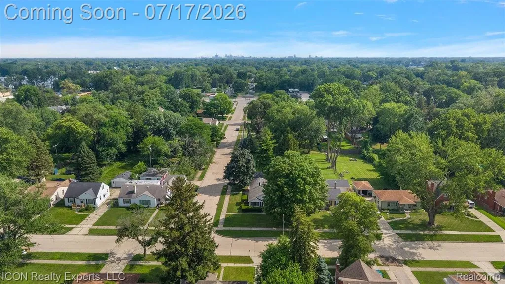 3666 Capitol Avenue Warren City MI 48091