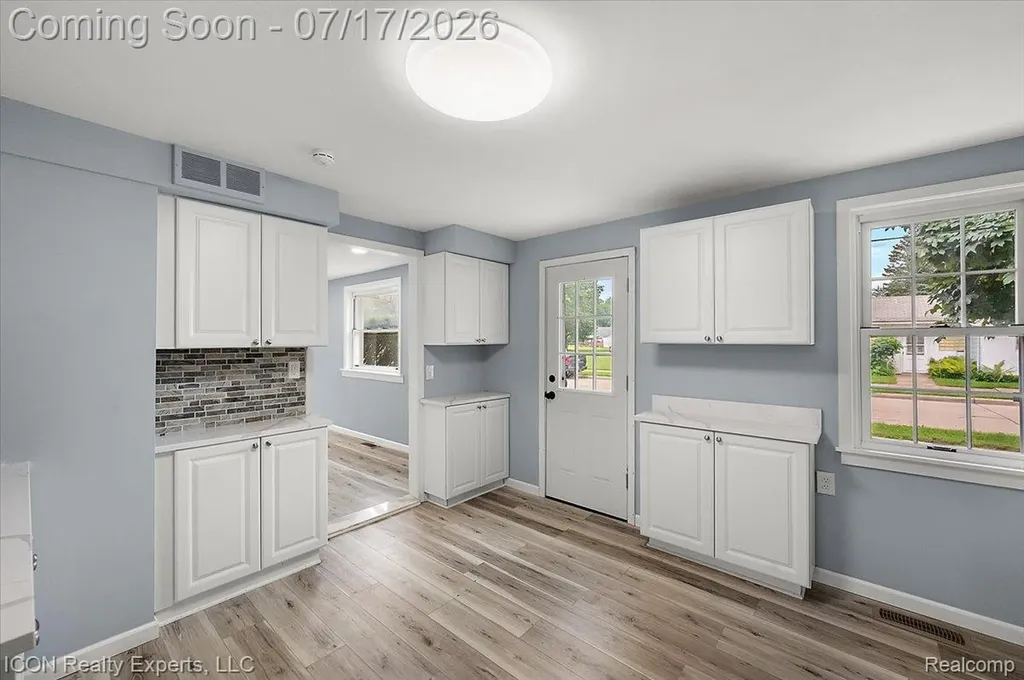 3666 Capitol Avenue Warren City MI 48091